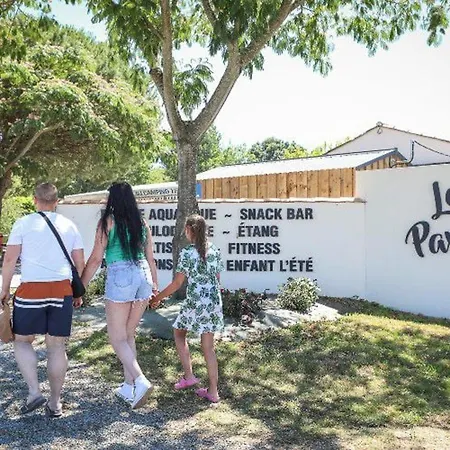 Campingplatz Mobil-home Pour 7 Avec Terrasse Et Equipements - Api-1-52-492