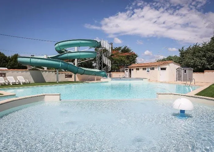 Mobil-home Pour 7 Avec Terrasse Et Equipements - Api-1-52-492