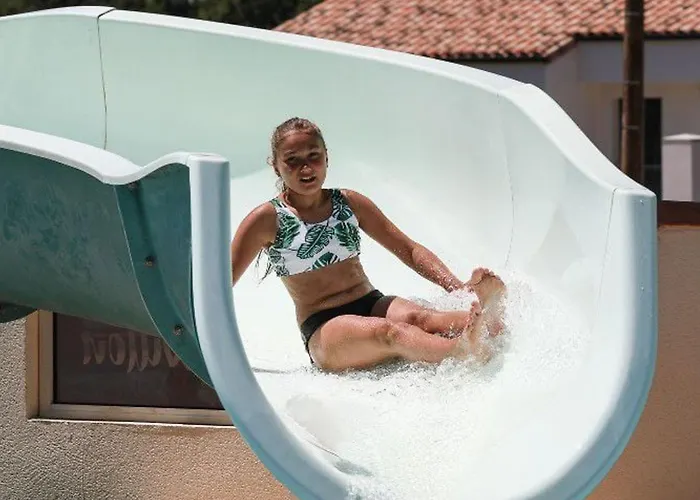 Mobil-home Pour 7 Avec Terrasse Et Equipements - Api-1-52-492 Kemp