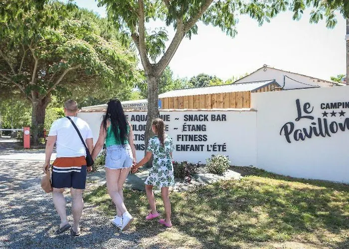 Kemping Mobil-home Pour 7 Avec Terrasse Et Equipements - Api-1-52-492