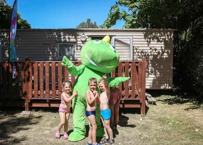 Mobil-home Pour 7 Avec Terrasse Et Equipements - Api-1-52-492 Кемпинг *